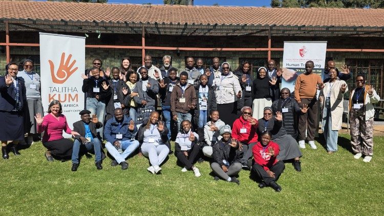 África do Sul - Rede Thalitha Kum forma jovens para a prevenção do Tráfico Humano