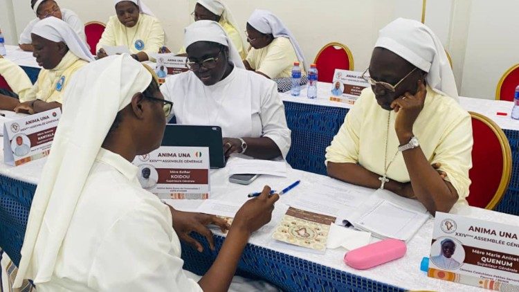 Lors des travaux de la 24e assembl&eacute;e g&eacute;n&eacute;rale de "Anima una"- Lom&eacute; 2026