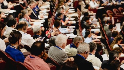 Dicasterio para Laicos, Familia y Vida: Inicia el Encuentro de Movimientos y Asociaciones