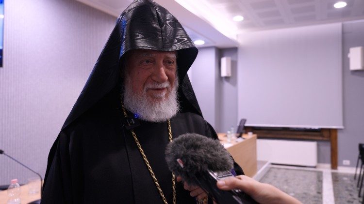 Le Catholicos Aram Ier