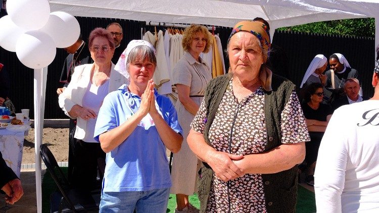 We wiosce Amangeldy, położonej na terenie diecezji Tr&oacute;jcy Świętej w Ałmaty w Kazachstanie, przez długie lata wierni przyjmowali kapłan&oacute;w w swoich domach (archiwum ks. Leszka Kryży SChr)