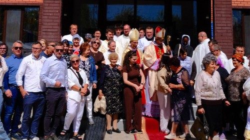 Kazachstan: po dekadach modlitw w domach, wierni mają kości&oacute;ł