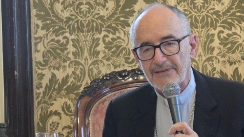 Kirche im digitalen Wandel: Kardinal Czerny fordert mutigen Dialog