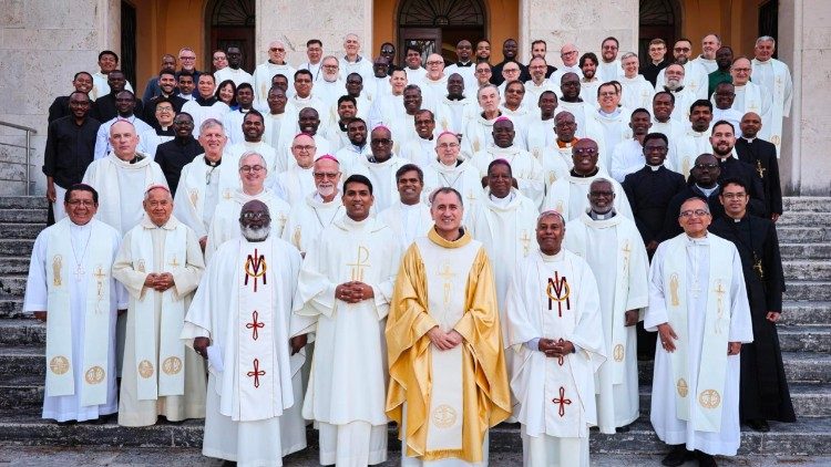 The Bishops pose for a group photo with the General House community