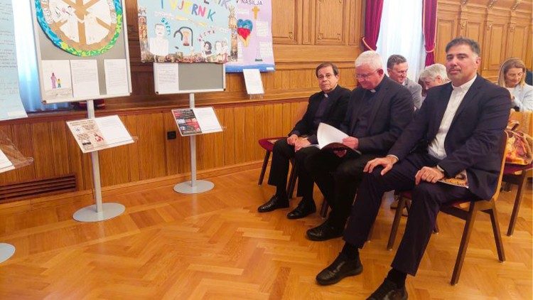 U Rijeci simpozij "Znanost i vjera u zdravstvu" (Foto: Riječka nadbiskupija)