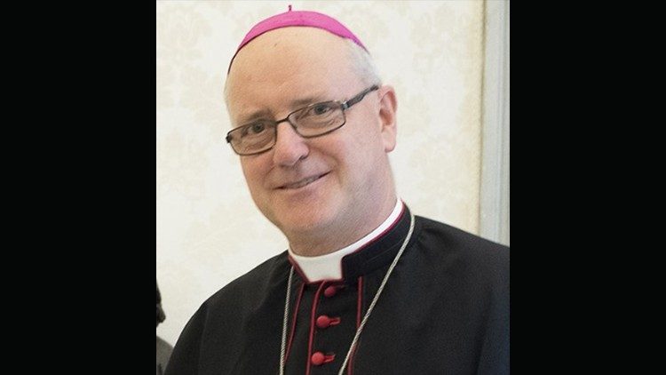 Nový apoštolský nuncius v ČR, arcibiskup Eugene Martin Nugent