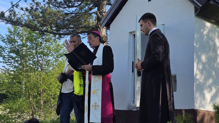Jadovna - blagdan Marije Pomoćnice i 100. obljetnica kapelice sv. Jakova (Foto: GS biskupija)
