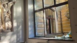 Каплиця у монастирі домініканців у Києві після обстрілів 24 травня 2026 р.
