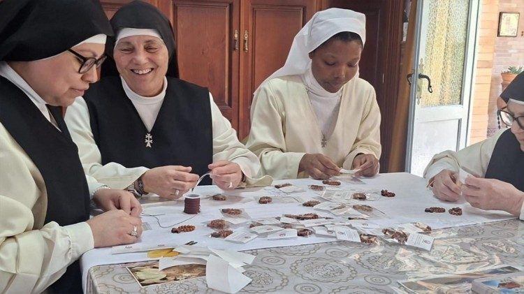 Les religieuses &agrave; l’œuvre 