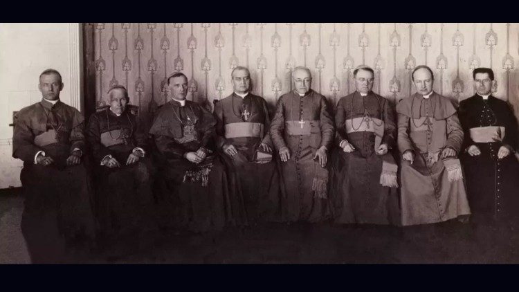 (Iš Kauno arkivyskupijos kurijos archyvo)