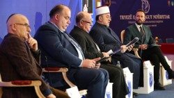 Udhëheqësit fetarë të Kosovës