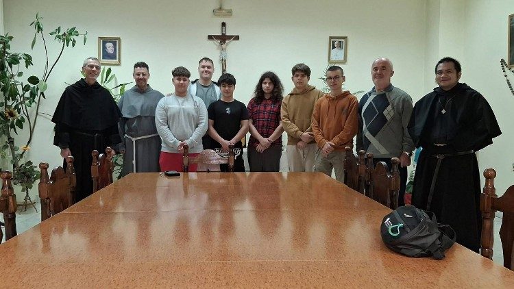 Духовна среща за младежи при отците Успенци в Пловдив