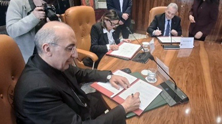 Il cardinale Reina, la rettrice Polimeni e il presidente Impagliazzo