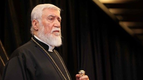 Le&oacute;n XIV recibir&aacute; este lunes en el Vaticano a Aram I, Catolic&oacute;s de Cilicia