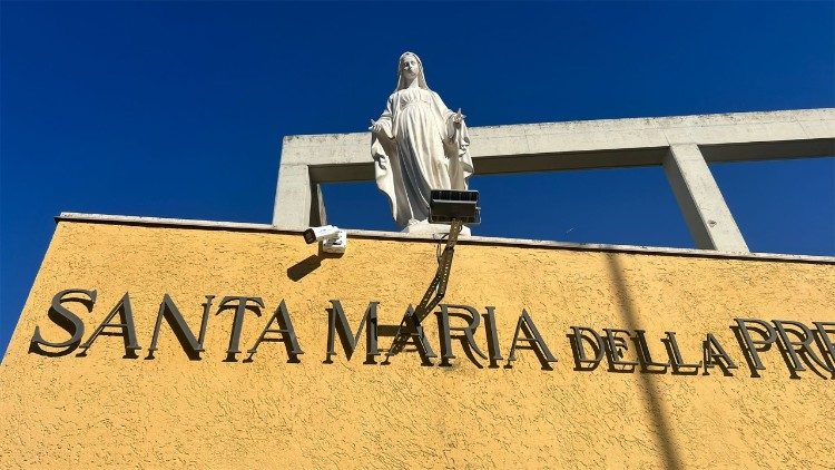 Սուրբ Մարիամ Ընծայման ժողովրդապետութիւնը 