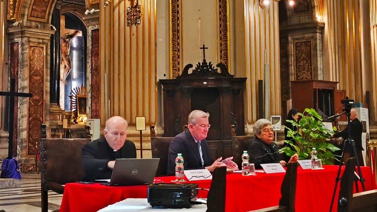 La conferenza "La Sindone tra scienza e fede"