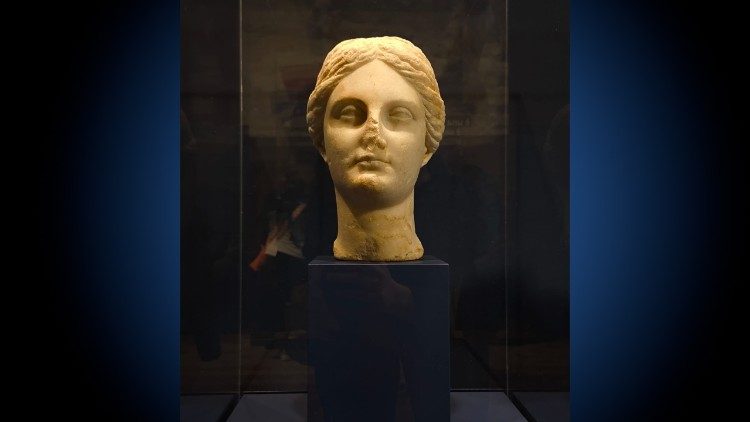 Testa di Afrodite, dalla mostra "Cipro e Italia. Identità culturali condivise all'alba della storia"
