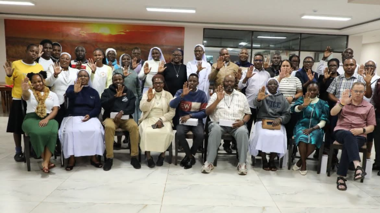 As congrega&ccedil;&otilde;es membros de Talitha Kum no Qu&ecirc;nia em foto durante a sua Assembleia Geral