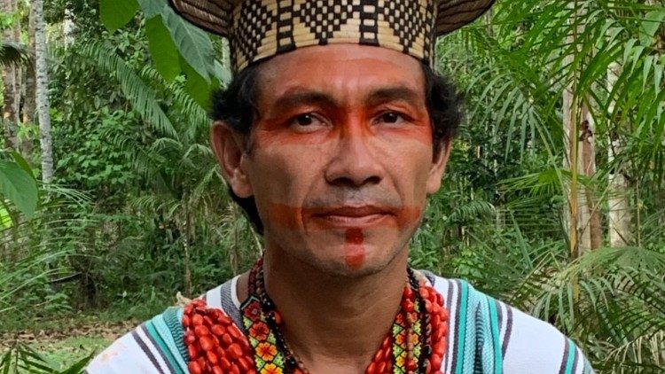 Recipient of the 43rd Niwano Peace Prize, Benki Piyãko, an Indigenous spiritual leader of the Ashaninka People in Brazil’s Amazon