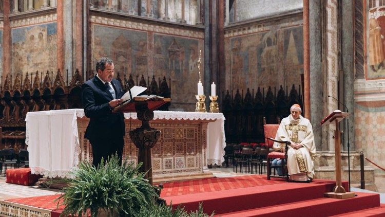 Посол України при Святому Престолі Андрій Юраш та кардинал Дзуппі