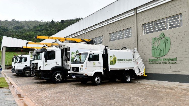 Santu&aacute;rio Nacional inaugura Usina de Reciclagem S&atilde;o Geraldo