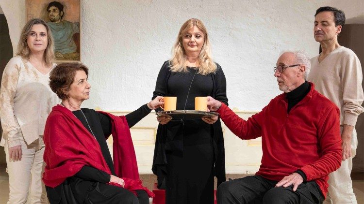 I cinque interpreti sulla scena: Evelina Nazzari, Nunzia Greco, Carla Kaamini Carretti, Giulio Farnese e Rosario Tronnolone