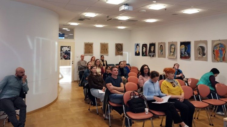 Sudionici inicijativa povezanih s učenjem hrvatskoga jezika u JRS-u