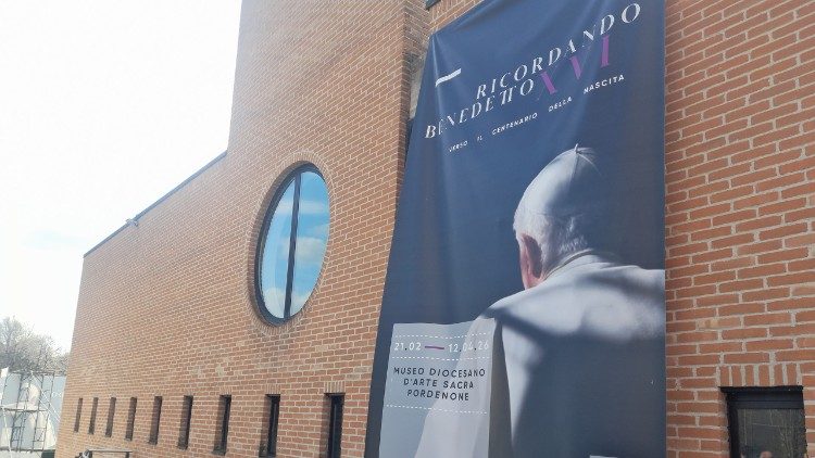 A mostra no Museu Diocesano de Pordenone, na It&aacute;lia, aberta at&eacute; abril