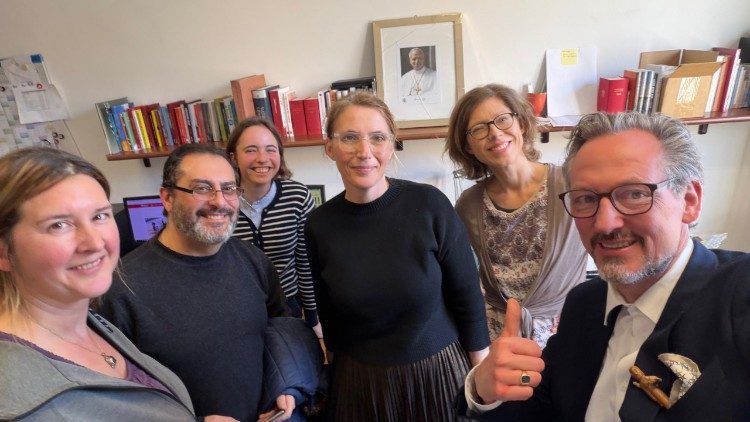 Eckart von Hirschhausen zu Besuch in der RV-Redaktion