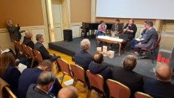 Könyvbemutató a Római Magyar Akadémián az előadókkal