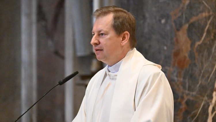 Homilię wygłosił ks. Paweł Rytel-Andrianik (fot. ks. Marek Weresa)