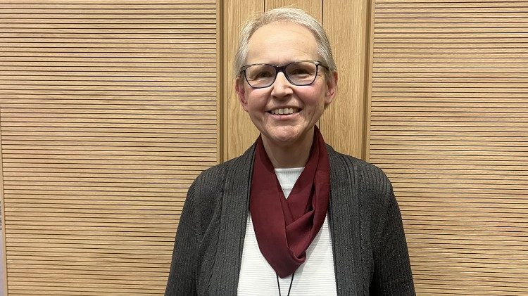 Sr. Anneliese Herzig, promovierte Theologin und Bereichsleiterin „Mission und Soziales“ der Österreichischen Ordenskonferenz