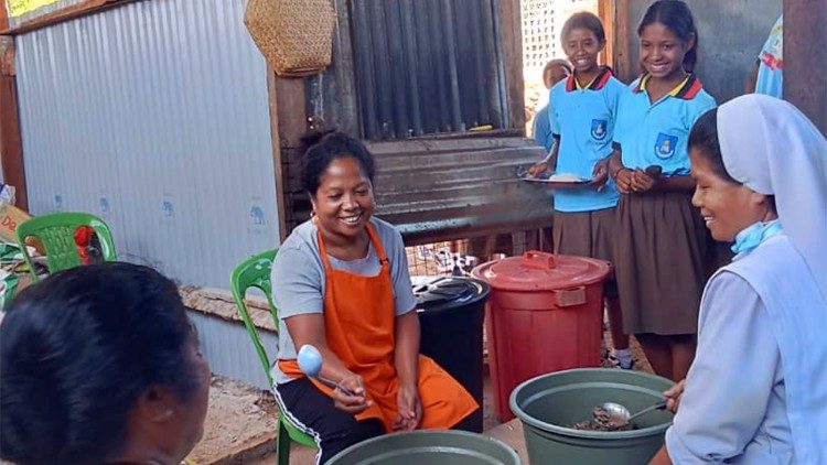 Students learn about food prep