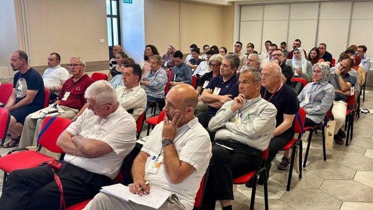 Тэалагічная сустрэча - 2025