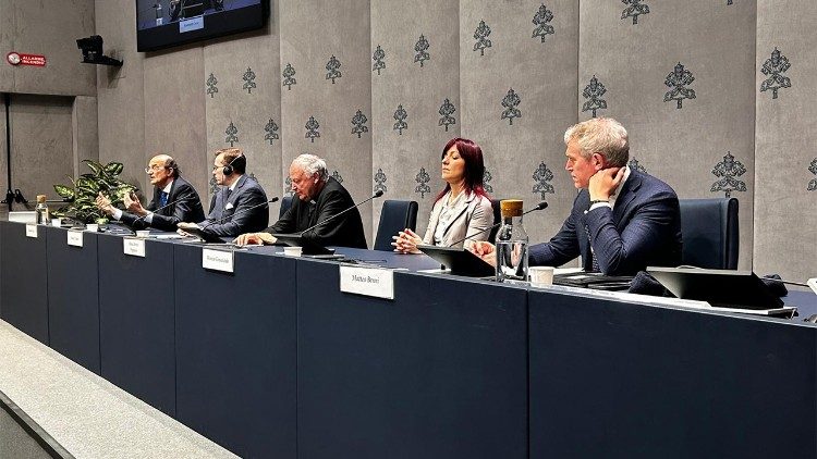 Die Pressekonferenz im Vatikan