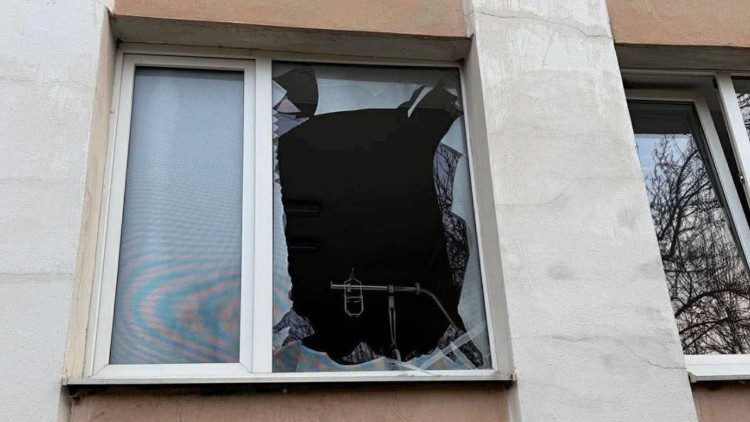 Пошкодження  Обласного перинатального центру в Івано-Франківську