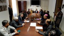 2026.03.25 इंडोनेशियाई भाषा के लिए हस्ताक्षर करते वाटिकन संचार विभाग एवं इंडोनेशिया के प्रतिनिधि