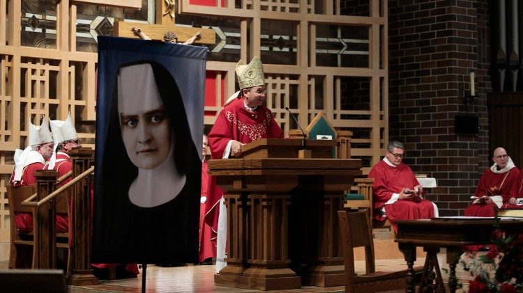 Bishop Andrew Cozzens of Crookston, MN, at the opening Mass of Sr. Annella's cause
