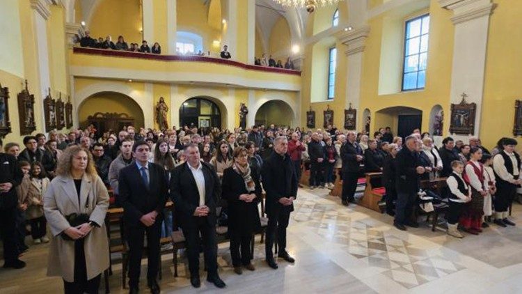 Svečana misa na Blagovijest u gospićkoj katedrali (Foto: GS biskupija)