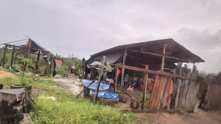 Dom Ant&ocirc;nio de Assis Ribeiro, Bispo da Diocese de Macap&aacute; (AP), no munic&iacute;pio de Oiapoque