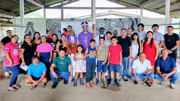 Dom Antônio de Assis Ribeiro, Bispo da Diocese de Macapá (AP), no município de Oiapoque