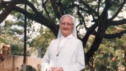 A religiosa é uma das videntes das presumíveis aparições de N. Senhora, ocorridas nos anos de 1930 em Pesqueira (PE)