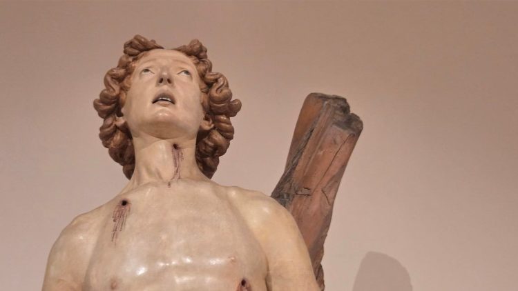 Silvestro di Giacomo da Sulmona detto Silvestro Aquilano, San Sebastiano (particolare), scultura in legno dipinto, 1478, cm 178.