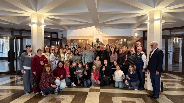 W Polsce dzieci i kobiety zapomniały o łzach