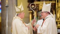 Kardynał Konrad Krajewski objął rządy w archidiecezji łódzkiej. W sobotę 28 marca 2026 r. odbył się jego ingres do bazyliki archikatedralnej (© Sebastian Szwajkowski / Radio Łódź)