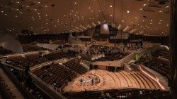 Main-hall-of-Berliner-Philharmonie-is-a-concert-hall-in-Berlin.jpg