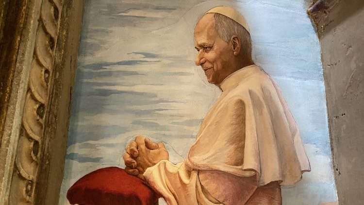 Il ritratto ad affresco di Leone XIV – foto di P. Ondarza ©Vatican News