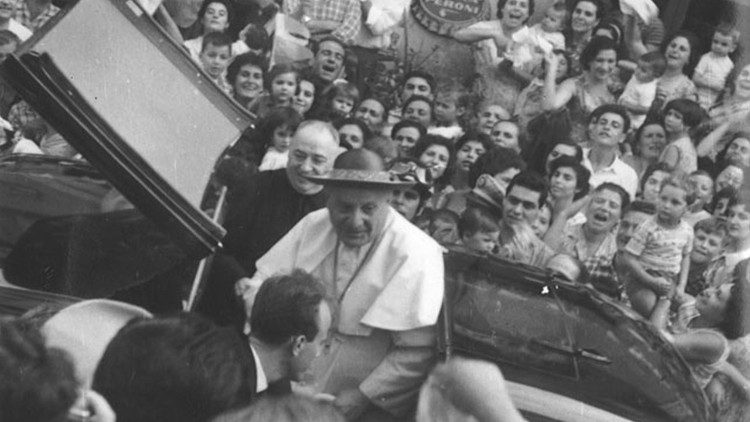 Giovanni XXIII in visita a Genazzano